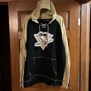 Men’s 2X hockey hoodie!